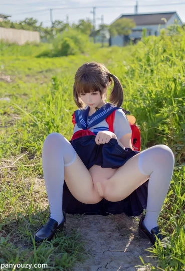图片[5]-曲奇软fufu – 新作 学生妹放学露出 [51P1V-156MB] 持续更新中-51欢迎您！